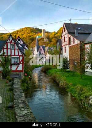 Monreal, eines der schönsten Dörfer in der Eifel, Deutschland. Stockfoto