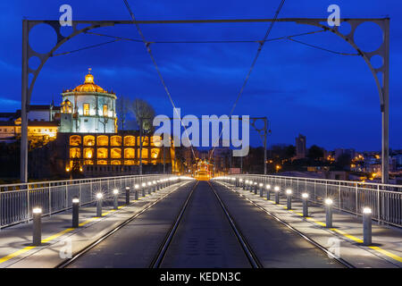 Dom Luis I Brücke in Porto, Portugal. Stockfoto