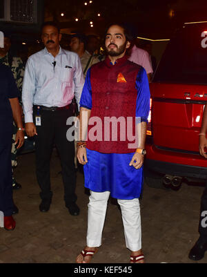 Mumbai, Indien. 19 Okt, 2017. anant Ambani diwali Partei der Aamir Khan an seinem recidency in Bandra teilnehmen, Mumbai Credit: Azhar Khan/alamy leben Nachrichten Stockfoto