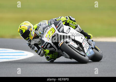 Victoria, Australien. 20 Okt, 2017. Spanier Alvaro Bautista auf der Nr. 19 Ducati aus Pull & Bear Aspar Team verlässt Honda Ecke während der Praxis Sitzung 1 Am 2017 MotoGP von Australien auf Phillip Island Grand Prix Circuit, Victoria, Australien. Credit: Cal Sport Media/Alamy leben Nachrichten Stockfoto