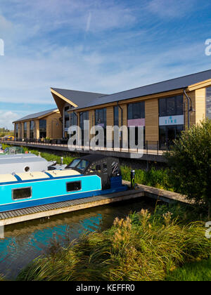 Boote an Mercia Marina eine große landeinwärts auf der Trent und Mersey Canal in der Nähe von Lee in South Derbyshire England Großbritannien marina Stockfoto