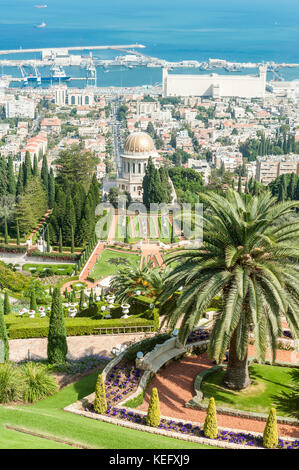 Israel, Haifa - Oktober 8: Bahá'í World Centre - ein Wallfahrtsort für Bahá'í-Anhänger und einer der am meisten besuchten Ort in Israel. Stockfoto