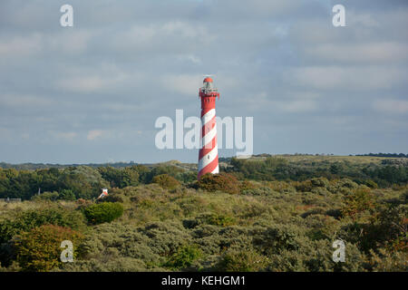 Die 53 Meter hohe Leuchtturm westerlichttoren in Nieuw haamstede in den Niederlanden auf Zeeland Stockfoto