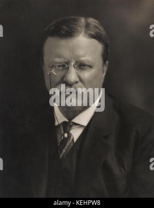 Theodore Roosevelt, Kopf und Schultern Portrait, 1913 Stockfoto