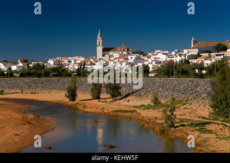 Panoramablick whit Anzeigen odiel Fluss, gibraleon, Provinz Huelva, Andalusien, Spanien, Europa Stockfoto