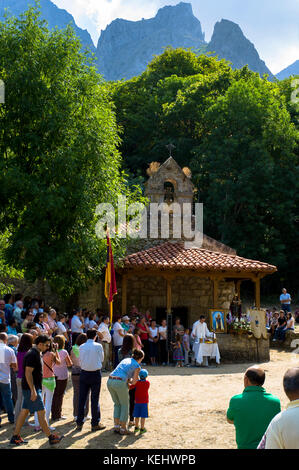 Fest unserer lieben Frau von der Jungfrau Corona in Ermita de Corona, Valle de Valdeon, Picos de Europa, Spanien Stockfoto