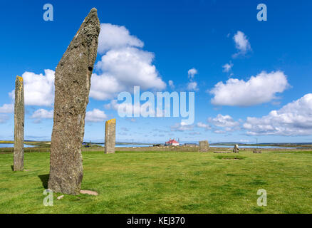 Standing Stones von Stennes, Orkney. Reste einer jungsteinzeitlichen Stein Henge aus rund 3100 v. Chr., Festland, Orkney, Schottland, Vereinigtes Königreich