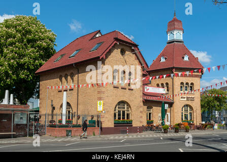 Alter Bahnhof, Düsseldorf-Oberkassel, NRW, Deutschland. Stockfoto