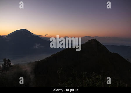 Sonnenaufgang vom Mount Batur - Bali - Indonesien Stockfoto
