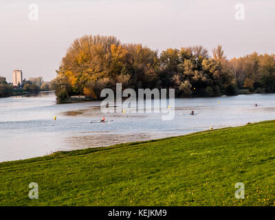 Fluss Vah in der Wellness-Stadt Piestany Stockfoto