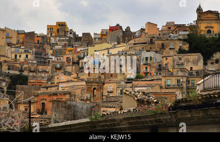 Die hilltop Stadt Ragusa auf Sizilien Stockfoto