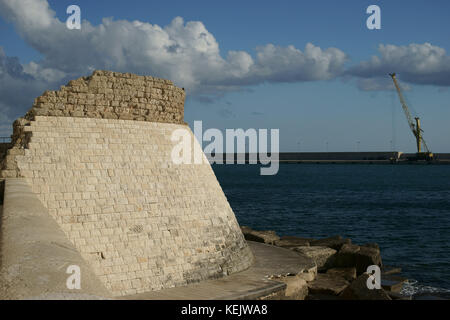 Karl III. Schloss in Monopoli, Apulien, Italien Stockfoto