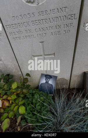 Sergeant Vogel Foto. Große Krieg Schlacht bei Vimy Ridge, Frankreich. Commonwealth Gräber, historische Überreste, Gedächtnis und Interpretation Centre. Stockfoto