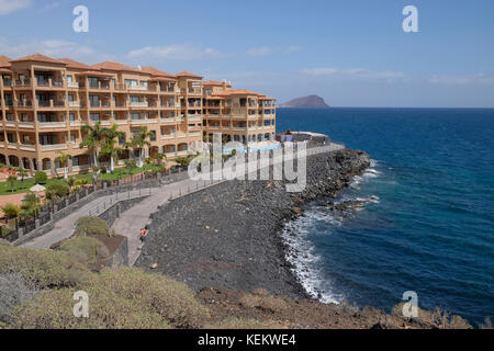 Küsten Weg vorbei an der El Nautico Suites, Golf del Sur, Teneriffa, Kanarische Inseln, Spanien. Stockfoto