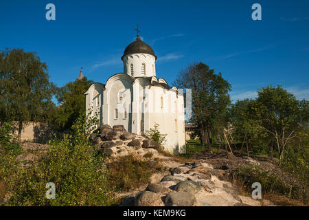 St. George's Kirche in der Staraja Ladoga Festung Stockfoto