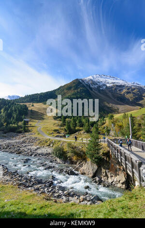 Brücke an Dorf Vent, stream Venter Ache, Sölden, Ötztaler Alpen, Tirol, Tirol, Österreich Stockfoto