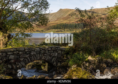 Ein Blick über haweswater mit einem kleinen Steg pike zu kidsty in mardale im Eden Valley im Lake District Stockfoto