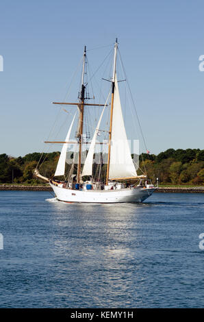 134 Fuß hohen Schiff Corwith Cramer auf Cape Cod. Das Schiff ist ein Forschungsschiff durch das Meer Bildung Verband der Woods Hole, Cape Cod, MA USA betrieben Stockfoto