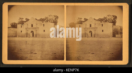 Eine stereoskopische Ansicht aus der Robert N. Dennis-Sammlung, die den Alamo, eine historische Stätte in San Antonio, Texas, darstellt. Das Alamo ist berühmt für seine zentrale Rolle in der texanischen Revolution. Stockfoto