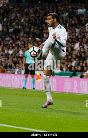 Theo Hernandez (15) von Real Madrid Spieler. La Liga zwischen Real Madrid vs SD Eibar im Santiago Bernabeu in Madrid, Spanien, 22. Oktober 2017. Credit: Gtres Información más Comuniación auf Linie, S.L./Alamy leben Nachrichten Stockfoto