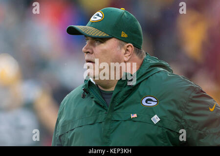 Green Bay, WI, USA. 22 Okt, 2017. Green Bay Head Coach Mike McCarthy an schaut während der NFL Football Spiel zwischen den New Orleans Saints und die Green Bay Packers im Lambeau Field in Green Bay, WI. New Orleans besiegt Green Bay 26-17. John Fisher/CSM/Alamy leben Nachrichten Stockfoto