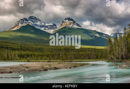 Berge entlang des Icefields Parkway, Banff National Park. Stockfoto