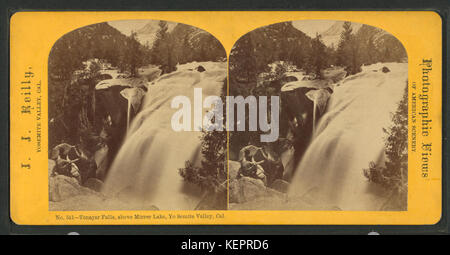 Tenaya fällt, über Mirror Lake, Yosemite Valley, Cal, von Reilly, John James, 1839 1894 Stockfoto