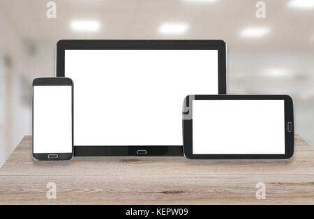 Konzept der Multi Device Technology Mockup für responsive Design Präsentation - digital Tablet und Smartphone in verschiedenen Orientierung. Stockfoto
