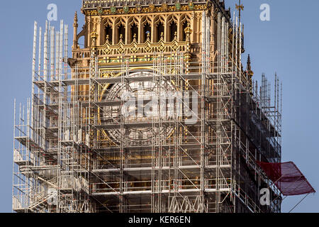 Big Ben und der Westminster Parlament Gebäude mit Gerüst bereit für die Renovierung, die 4 Jahre und kostete £ 29 m nehmen könnte. Stockfoto