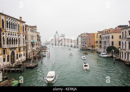 Venedig, Italien, Oktober 2017: Ansicht Altstadt Gebäude und Kanal in Venedig, Italien. Stockfoto