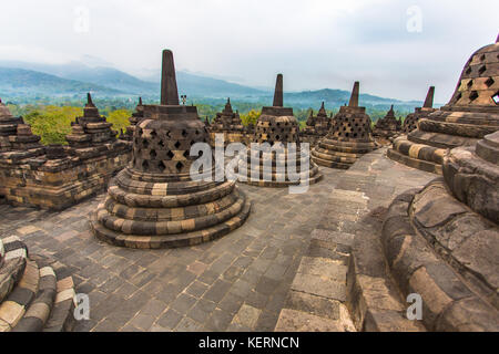 Borobudur, 9. Jahrhundert mahayana-buddhistischen Tempel in Magelang, Zentraljava, Indonesien. Stockfoto
