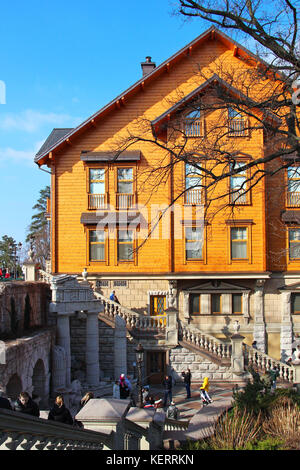 Kiew, Ukraine - 24. Februar 2014: mezhyhirya - private Residenz der ex-Präsident Janukowitsch, jetzt öffentlich. Stockfoto