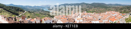 Hornos de Segura Stadt Guadalquivir im Hintergrund, Jaen, Spanien Stockfoto