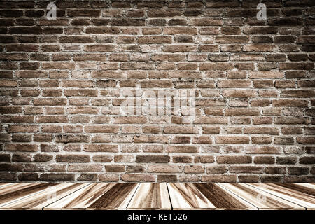 Holz Wand und Boden im Innen- und alte Zimmer mit Mauer, vintage Hintergrund Stockfoto