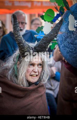 Die Ordinalia - Cornish Mysterienspiele durchgeführt während der penryn Kemeneth zwei Tage Heritage Festival im Penryn Cornwall. Stockfoto