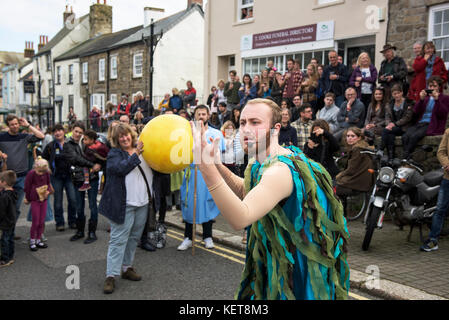 Die Ordinalia - Cornish Mysterienspiele durchgeführt während der penryn Kemeneth zwei Tage Heritage Festival im Penryn Cornwall. Stockfoto