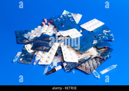 BERLIN, DEUTSCHLAND - Juni 06, 2016: Medikamente, Tabletten und Kapseln Stockfoto