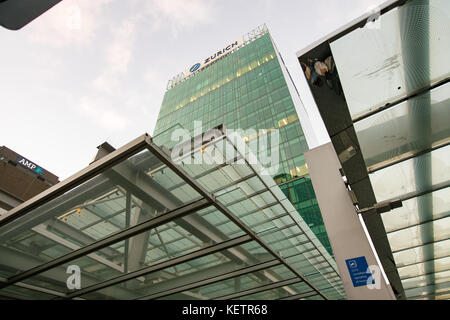 Auckland, Neuseeland - April, 2016: Einkaufszentren und Wolkenkratzer im Zentrum der Stadt Auckland Stockfoto