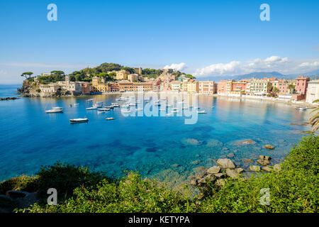 Die Bucht der Stille und der Blick über die Altstadt von Sestri Levante an der italienischen Riviera, Ligurien, Italien Stockfoto