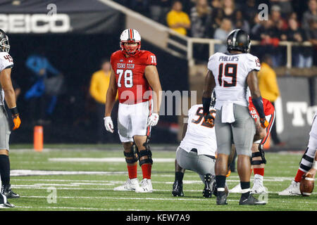 Lubbock, Texas, USA. 30 Sep, 2017. Texas Tech Red Raider Offensive Lineman Terence Steele (78) Während des Spiels an der Jones AT&T Stadium in Lubbock, Texas. Tom Sooter/CSM/Alamy leben Nachrichten Stockfoto