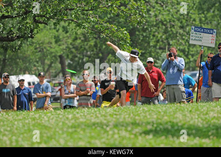 Nate Doss ist eine professionelle Scheibe Golfspieler, die derzeit den vierten Platz in der Welt.[1] Doss hat drei Weltmeisterschaften (2005, 2007, 2011) gewonnen Stockfoto