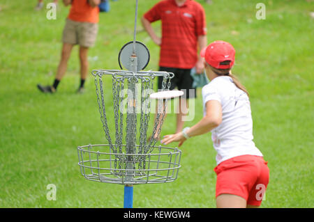 Paige Pierce ist eine US-amerikanische professionelle Scheibe Golfspieler von Plano, Texas. Sie ist vier Weltmeister und hat durchweg geordnet worden top player Stockfoto