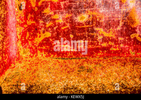 Red Rusty Hintergrund Overlay Stockfoto