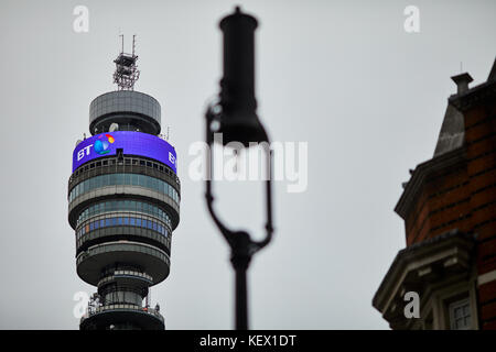 BT Tower ist ein Communications Tower in London, die Hauptstadt von England Stockfoto