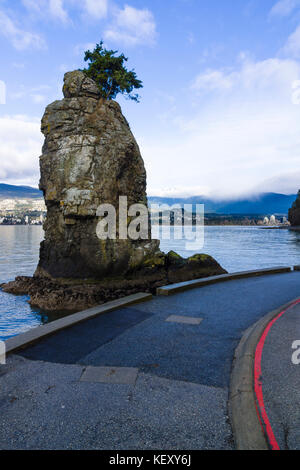 Siwash rock, Stanley Park Seawall, Vancouver, British Columbia, Kanada Stockfoto