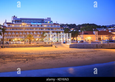 Cascais, Portugal - ca. Oktober 2016: die promenade von Cascais bei Nacht, Cascais, Portugal Stockfoto