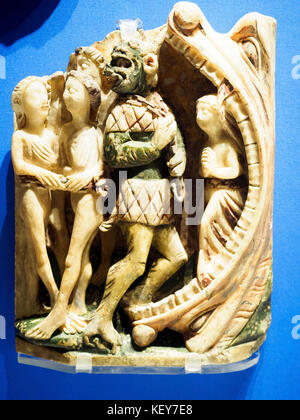 Sünde und Erlösung Panel mit Szene aus dem Jüngsten Gericht Satan zerrt die Seelen der Verdammten in die Kiefer der Hölle um 1400-25 England Alabaster British Museum - London, England Stockfoto