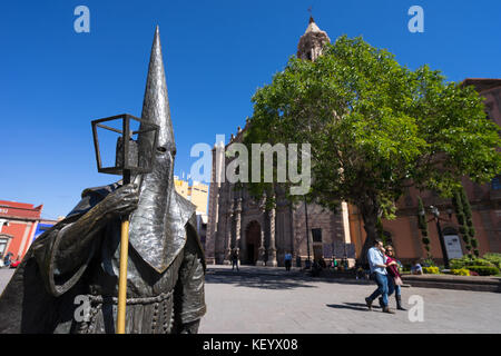 Januar 18, 2016 San Luis Potosi, Mexiko: procesion del Silencio Statue vor der Kathedrale von San Luis in der kolonialen Altstadt Stockfoto