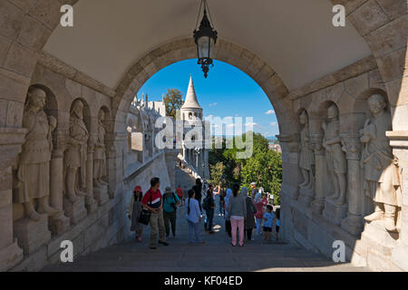 Horizontale Blick von der Fischerbastei auf Budapest. Stockfoto