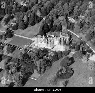 Tyntesfield House Wraxall, North Somerset. Victorian Gothic Revival Haus, jetzt ein National Trust property. Luftaufnahme von Aeropictorial. Oktober 1957. Stockfoto